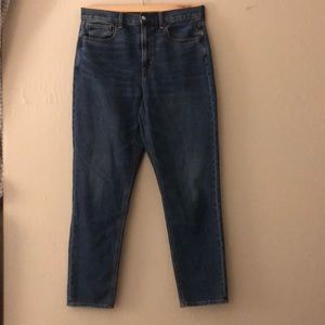 American eagle mom jeans. Size 8